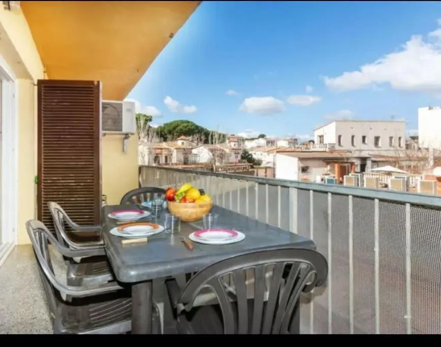 Ferienwohnung Apartamento A 50 M De La Playa L' Escala Apartment